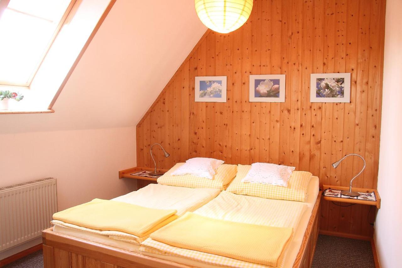 Ferienwohnungen Im Altbauernhaus Hohendorf  Exterior foto